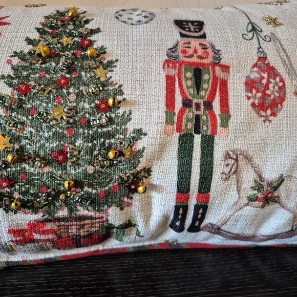 Nutcracker Christmas pillow Handmade NEW 12 x 25 - Picture 3 of 9